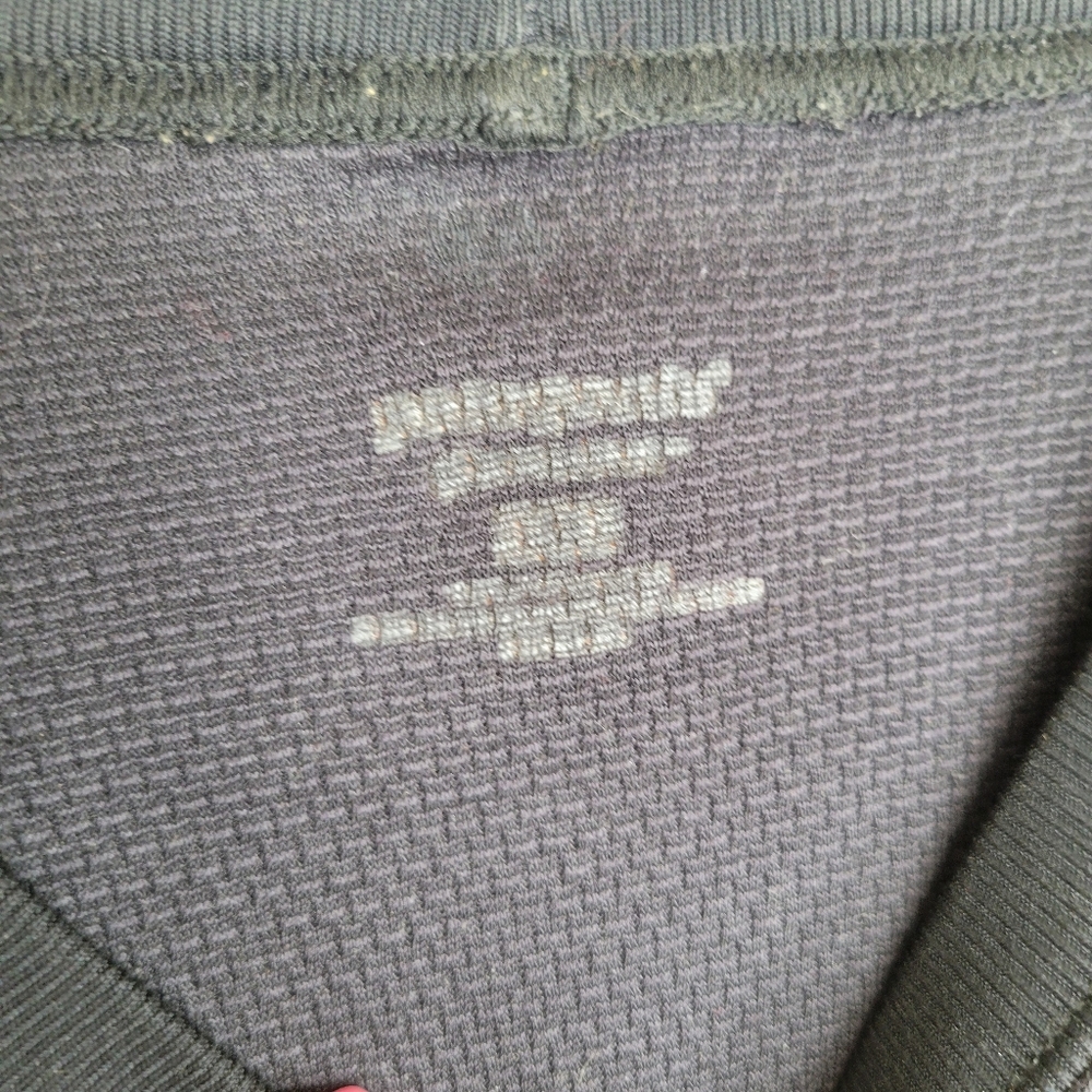 Patagonia Men's Black Long Sleeve Shirt - Picture 2 of 3